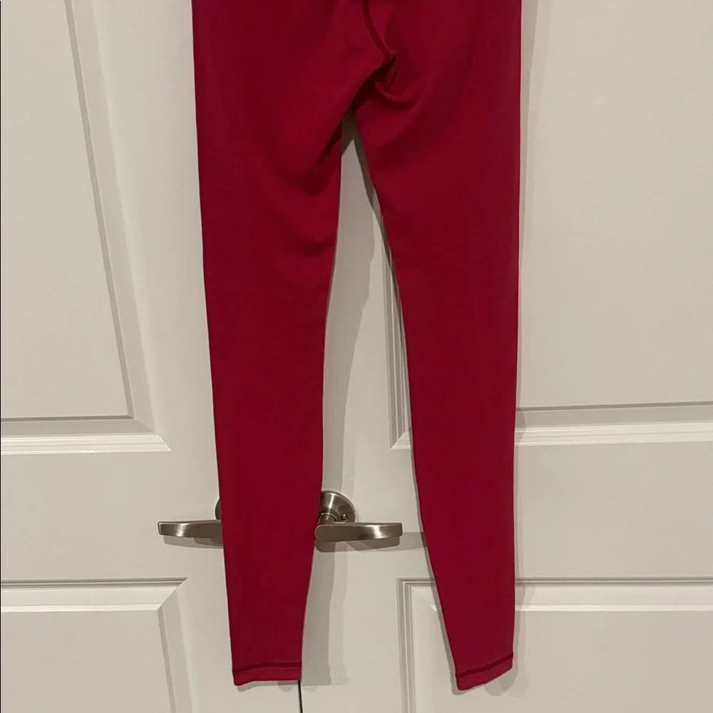 Lightly worn Vibrant lululemon Leggings with Snakeskin Accent size 4